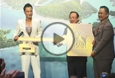 Golden Key Ceremony to Simon Yam